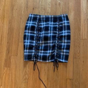 Black plain lace skirt